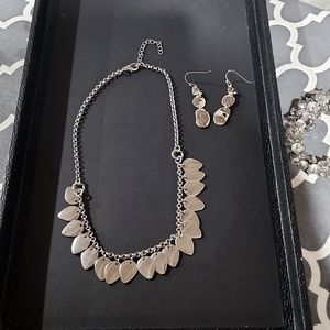 Women's Necklace & Earring Set